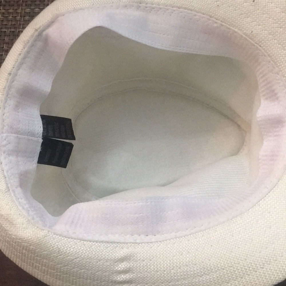Hat - Picture 3 of 4